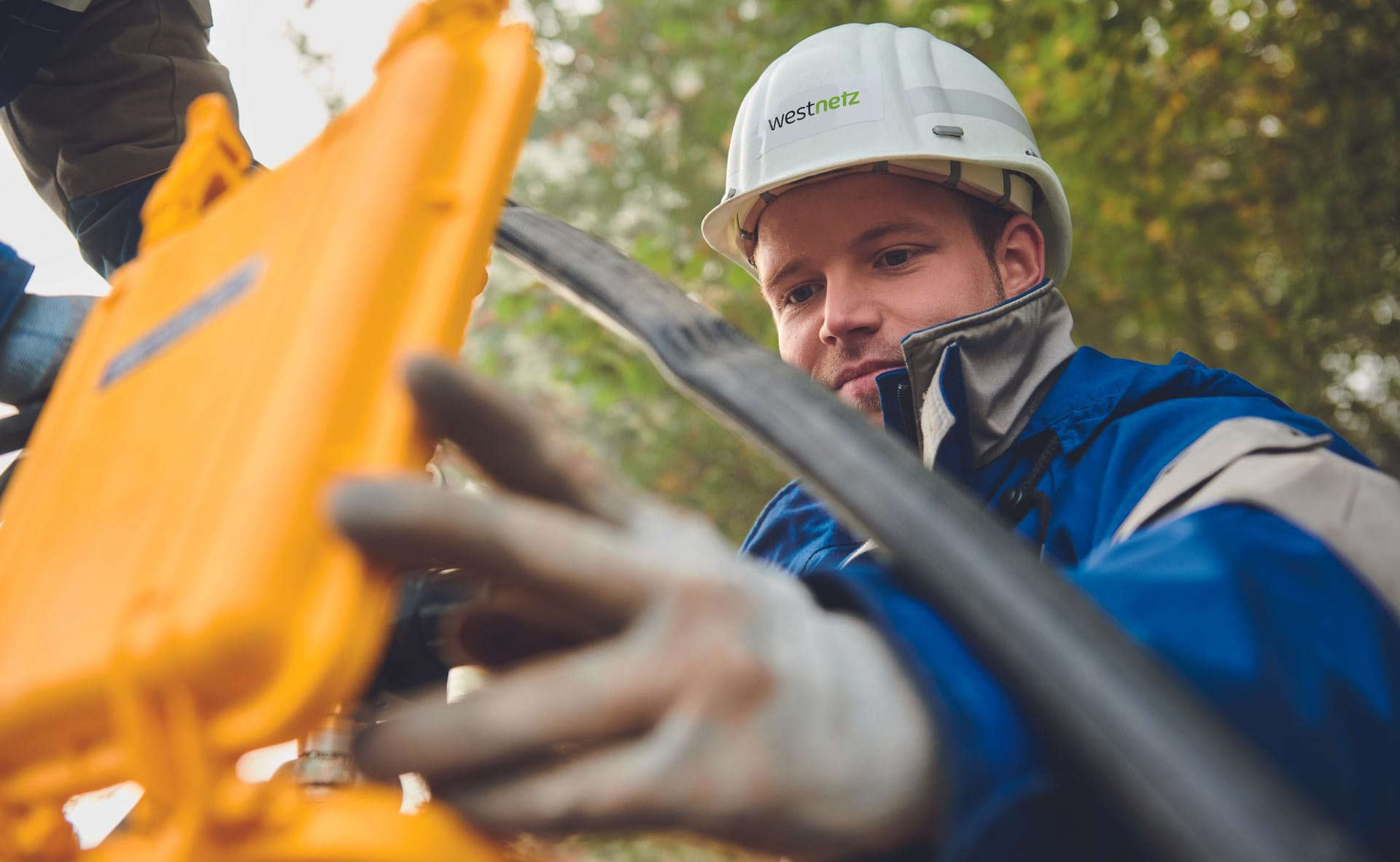 Tiefbauarbeiten für Strom- und Glasfaserausbau starten in Meddersheim