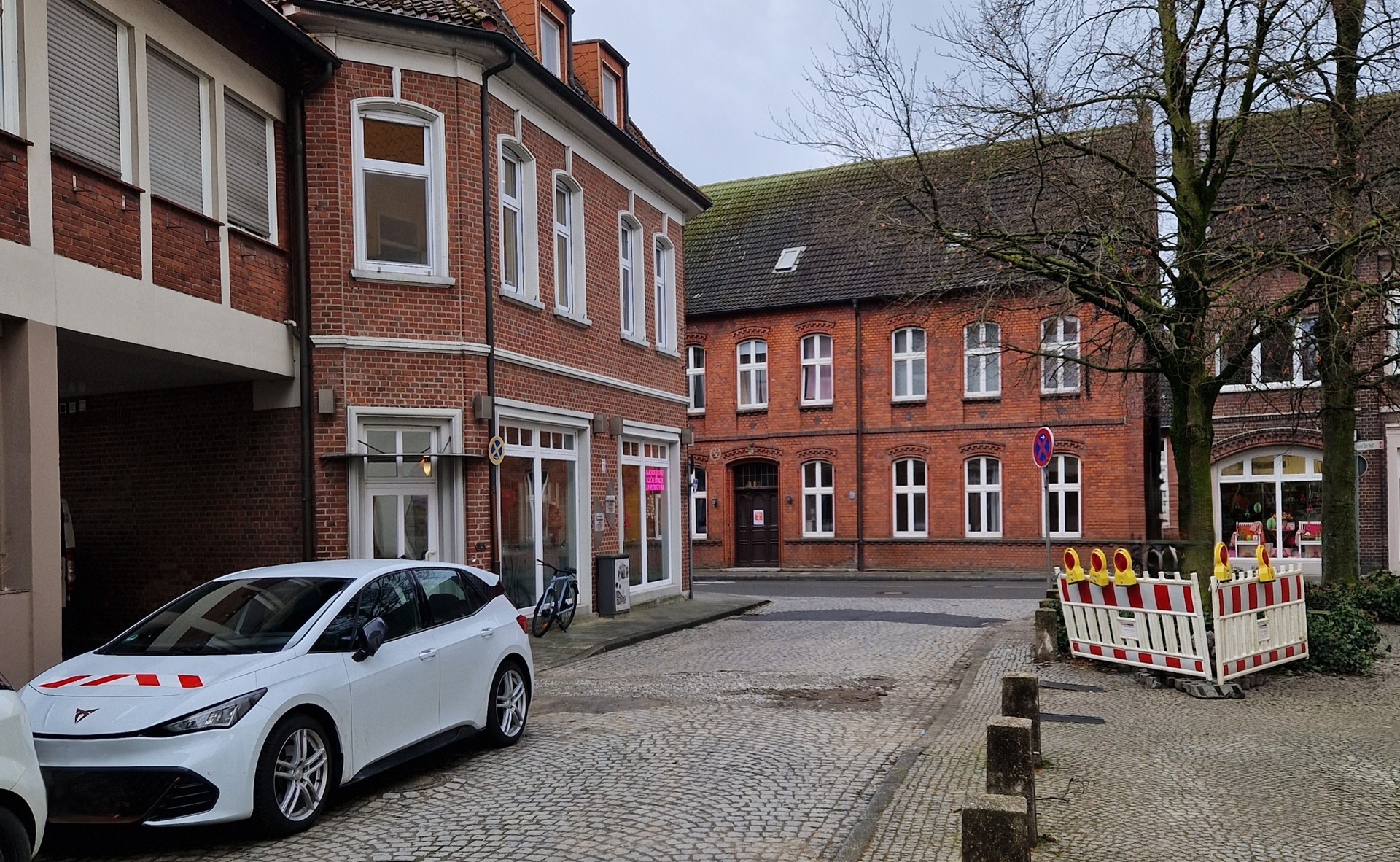 Westnetz baut Mittelspannungs- und Niederspannungsnetz im Ortskern von Albersloh aus