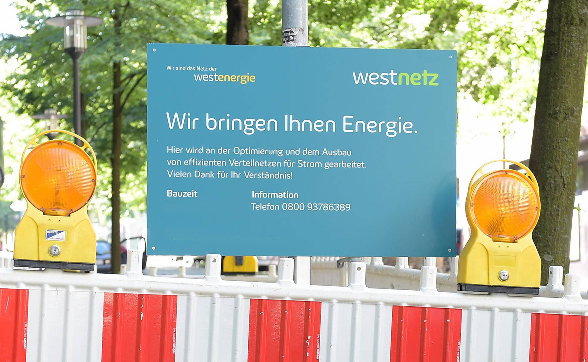 Westnetz optimiert das Stromnetz an der Pfarrer-Disselhoff-Straße Ecke Heinrich-von-Gemen-Straße